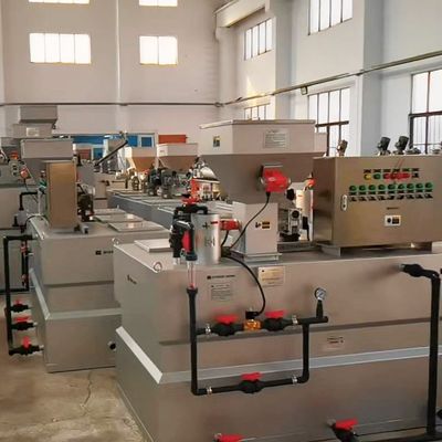 2000L/H PAM سیستم دوز خودکار کلرید فلوکولانت اسید پایه تجهیزات دوز