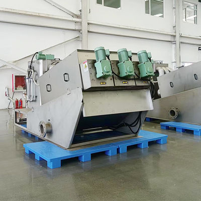 20m3/H دستگاه آبگیری لجن مارپیچی تجهیزات تصفیه لجن کود کشاورزی