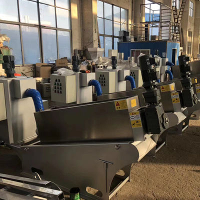 دستگاه آبگیری لجن پرس پیچ 50m3/H برای کارخانه شیمیایی