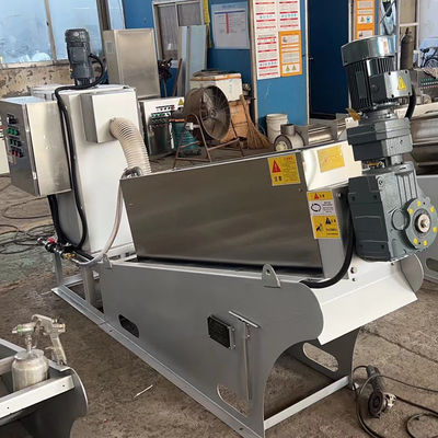 دستگاه آبگیری لجن پرس پیچ 50m3/H برای کارخانه شیمیایی