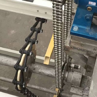 لجن خراش زنجیر غیر فلزی در مخزن ته نشینی لجن