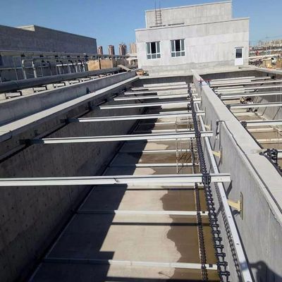 SS304 Chain Plate Sludge Scraper System دستگاه تصفیه فاضلاب به طول 18 متر