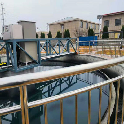 سیستم خراش دهنده لجن درایو مرکزی 120 ولت برای چاپ کارخانه تصفیه فاضلاب