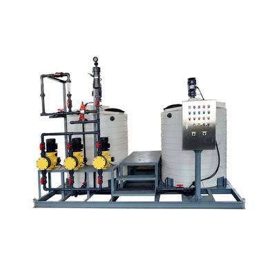 صرفه جویی در مصرف انرژی 2000L/H سیستم دوز منعقد کننده پلی اتیلن برای تثبیت کننده آب خنک کننده در گردش