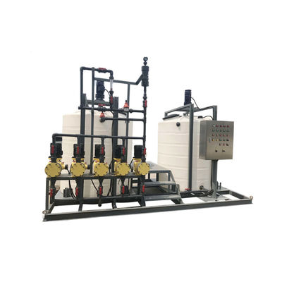 صرفه جویی در مصرف انرژی 2000L/H سیستم دوز منعقد کننده پلی اتیلن برای تثبیت کننده آب خنک کننده در گردش