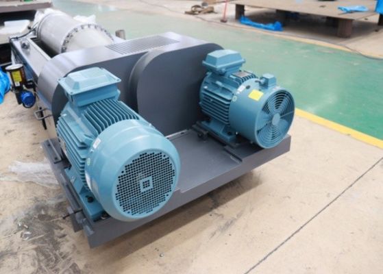 دکنتر نفت صنعتی افقی برای جدا کردن مایعات و جامد