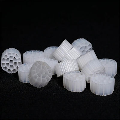 پرکننده بستر مایع فیلتر بیولوژیکی پلاستیکی HDPE MBBR شناور