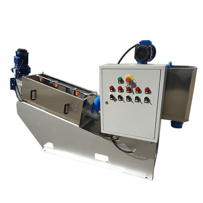 SS304 نوع پیچ لجن خشک کن تصفیه فاضلاب مرتعی اتوماتیک 3m3/H