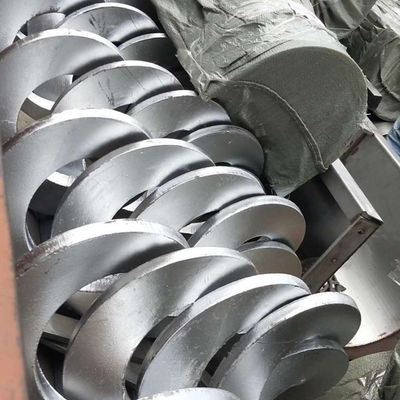 دستگاه نوار نقاله مارپیچ پودر لجن بدون شفت نوع U SS316L 1-10t/h