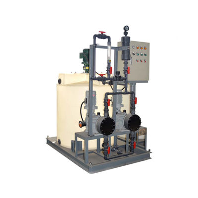 صرفه جویی در مصرف انرژی 2000L/H سیستم دوز منعقد کننده پلی اتیلن برای تثبیت کننده آب خنک کننده در گردش