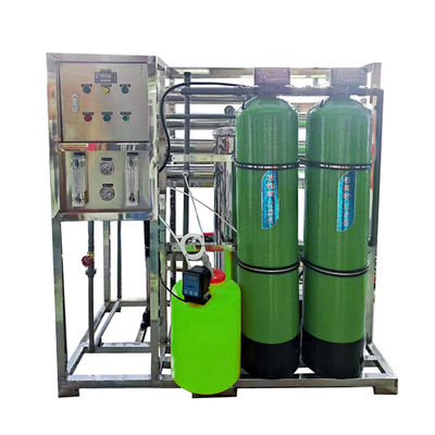 2000LPH Industral Reversr Osmosis Equipment RO تصفیه آب سازگار با محیط زیست