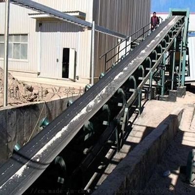 نوار نقاله پیچی لجن فولاد کربنی نوار نقاله پیچ تخلیه 300 میلی متری